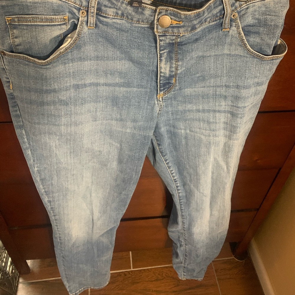 Universal Thread jeans size 20w. Good stretch